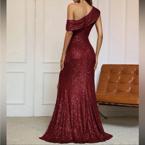 Luxe burgundy slit thigh party formal wedding bridesmaids dress - Picture 6 of 6